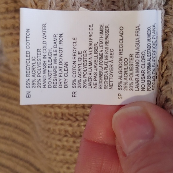 NWT Tan & White Striped Knit V-Neck Vest - Picture 9 of 10